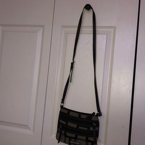 Nine West crossbody bag in good condition!